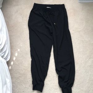 Michael Kors. Straight pants with cuffed bottoms